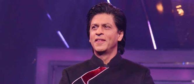 Shah Rukh Khan begins shooting for Raees
