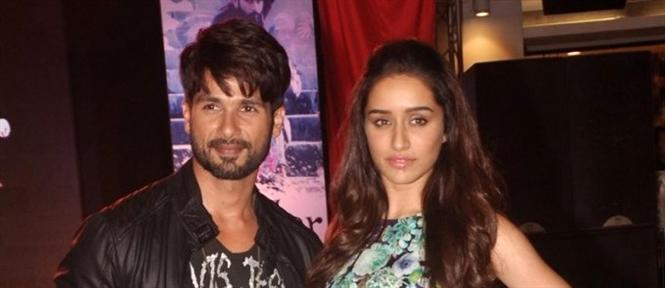 Shahid & Shraddha off to Dubai to promote Haider