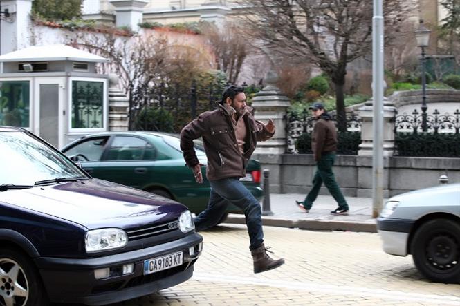 Shivaay's new still has Ajay Devgn running on the streets of Bulgaria
