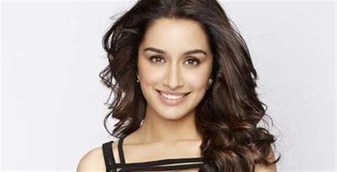 Shraddha Kapoor to have four different looks in 'Haseena'