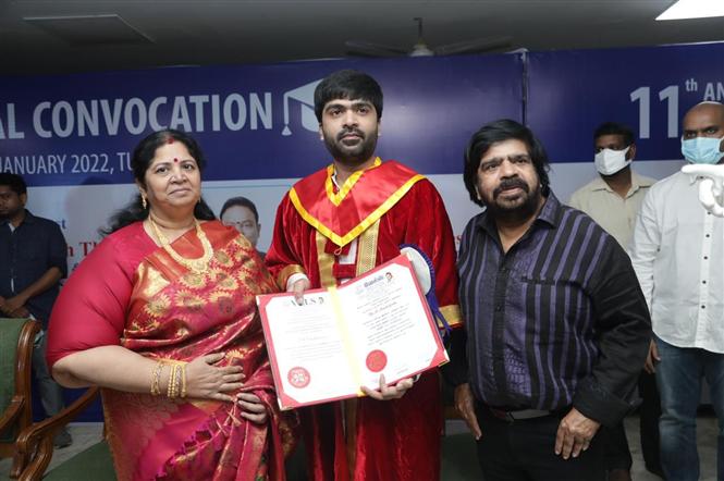 Silambarasan TR dedicates doctorate honour to Tamil cinema, parents & fans!