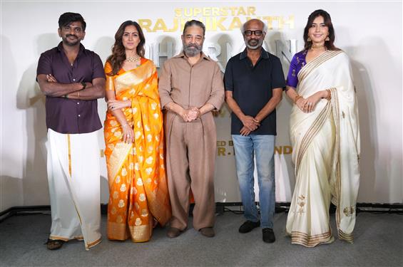 Simran and Raashii Khanna Express Excitement at Dh...
