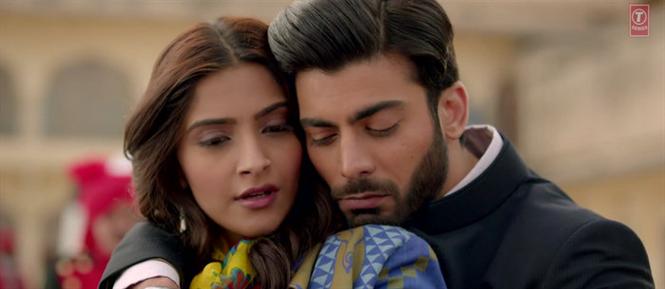 Sonam Kapoor to romance Fawad Khan in Battle for Bittora