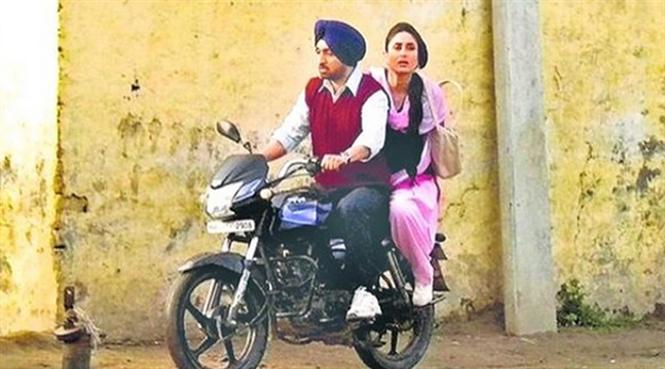 Spotted: Kareena Kapoor & Diljit Dosanjh on the sets of Udta Punjab