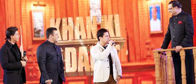 SRK, Salman & Aamir seen together on Aap Ki Adalat show Hindi Movie