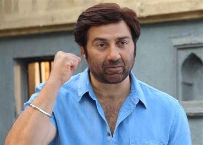 Sunny Deol calls up Ajay Devgn before signing Singham 3?