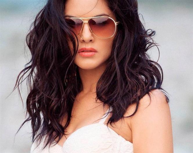 Sunny Leone to do a dance number in 'Bhoomi'