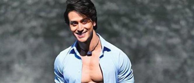 Tiger Shroff's look in Baaghi kept under wraps