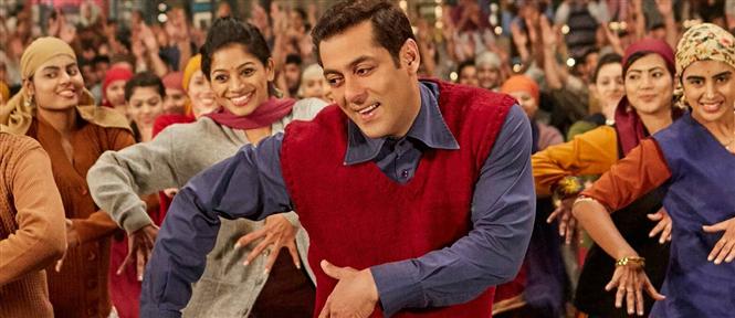 Tubelight New Stills