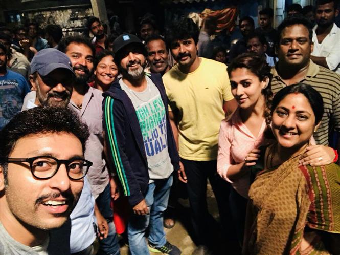 Velaikkaran wraps shooting, to celebrate Farewell day