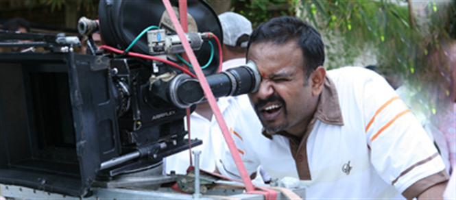 Venkat Prabhu begins Biriyani with Karthi 