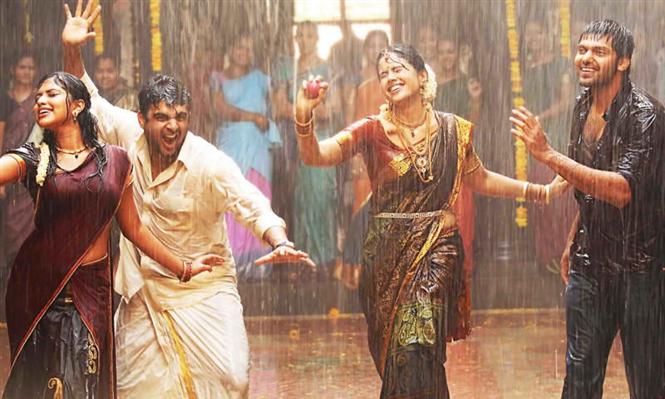 Vettai making a last minute push
