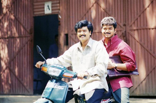 Vijay returns from Thalapathy 65 Georgia shooting! Pays respects to Vivek!