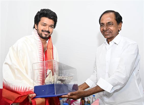 Vijay, Thalapathy 66 director meet Telengana CM! I...