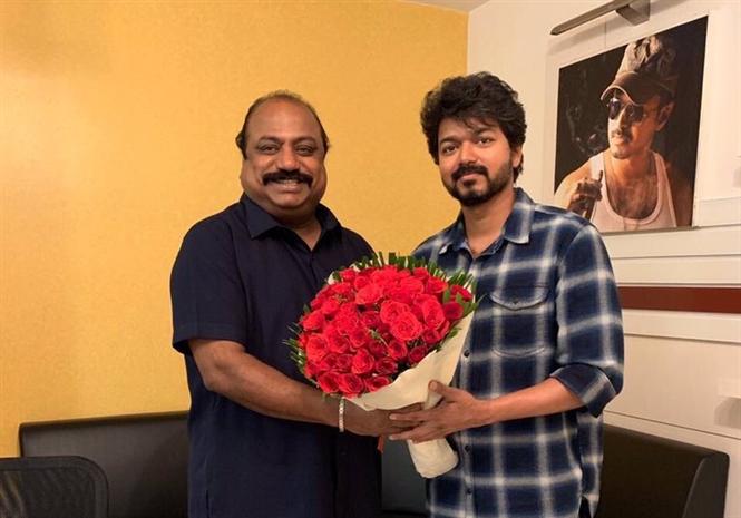 Vijay to shoot in Karnataka Prison for Thalapathy 64!