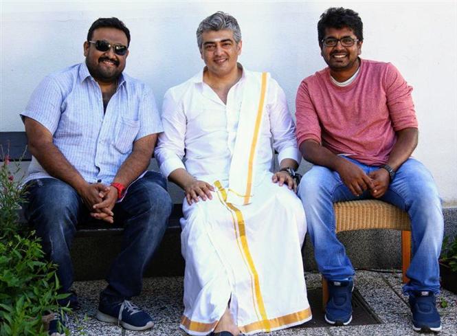 Viswasam Second Look out tomorrow