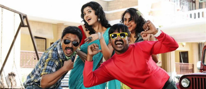 Yaamirukka Bayamey Box Office picking up!